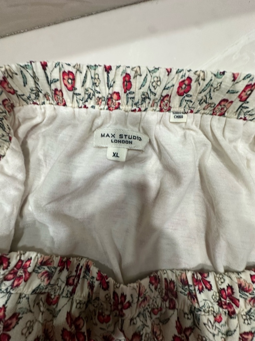 Max Studio Cream Maxi Skirt with Red Floral Print - Picture 2 of 4